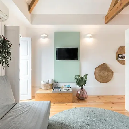 Duplex W/ Ac In Praca Republica By Lovelystay Porto